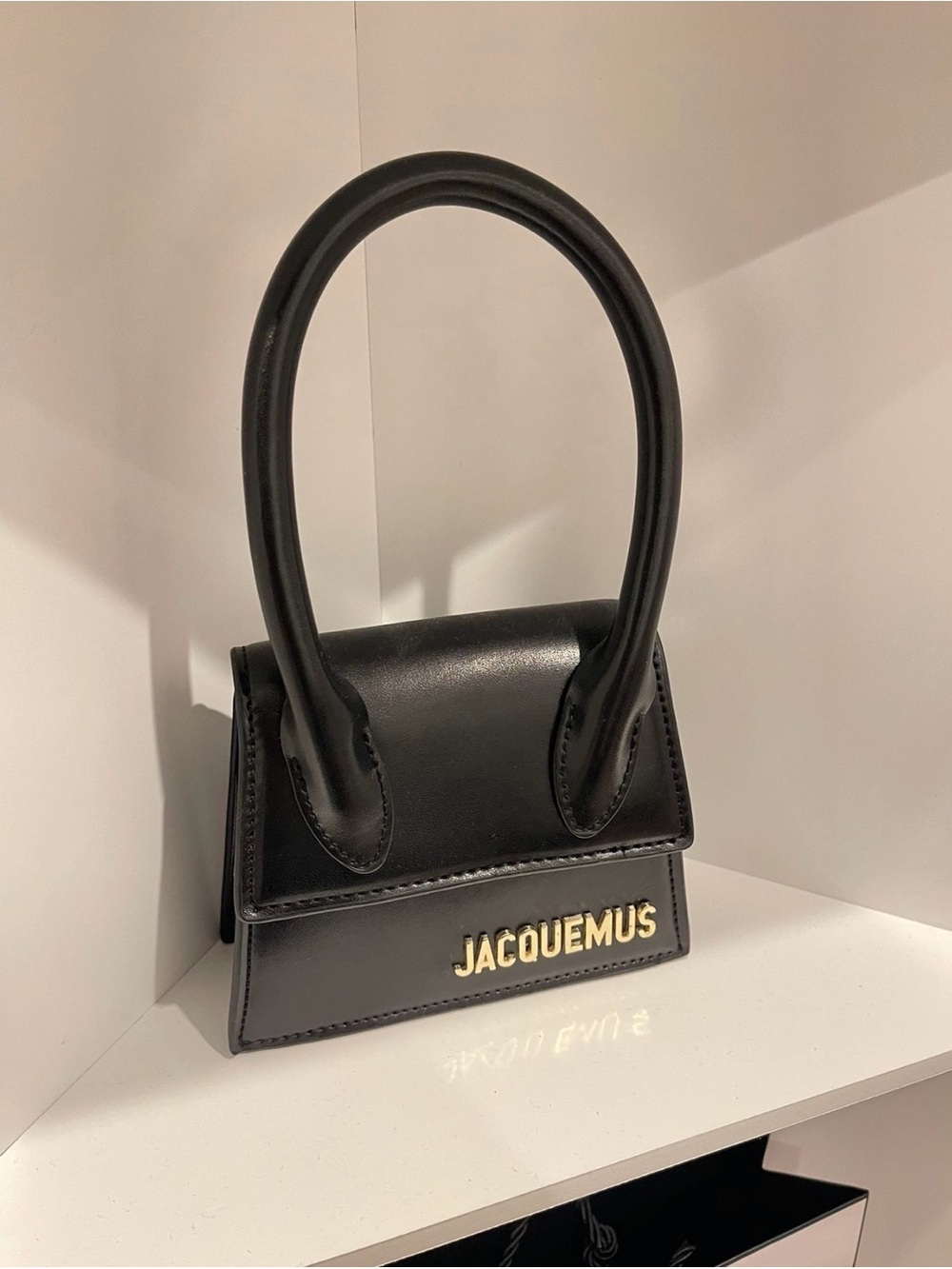 Y2K fashion Le Chiquito Black Leather Top-Handle Bag